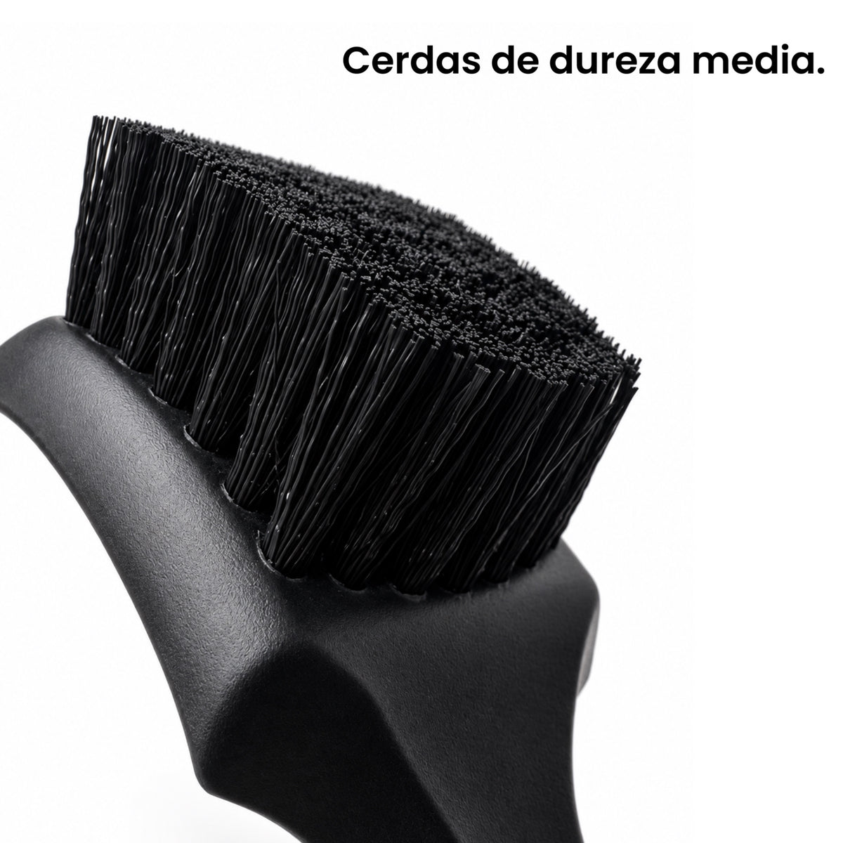 Cepillo corto para tapetes dureza media | SupremoClean