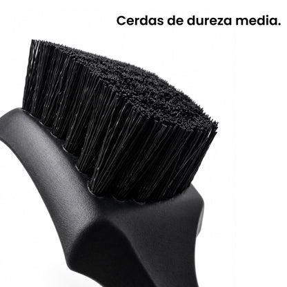 Cepillo corto para tapetes dureza media | SupremoClean